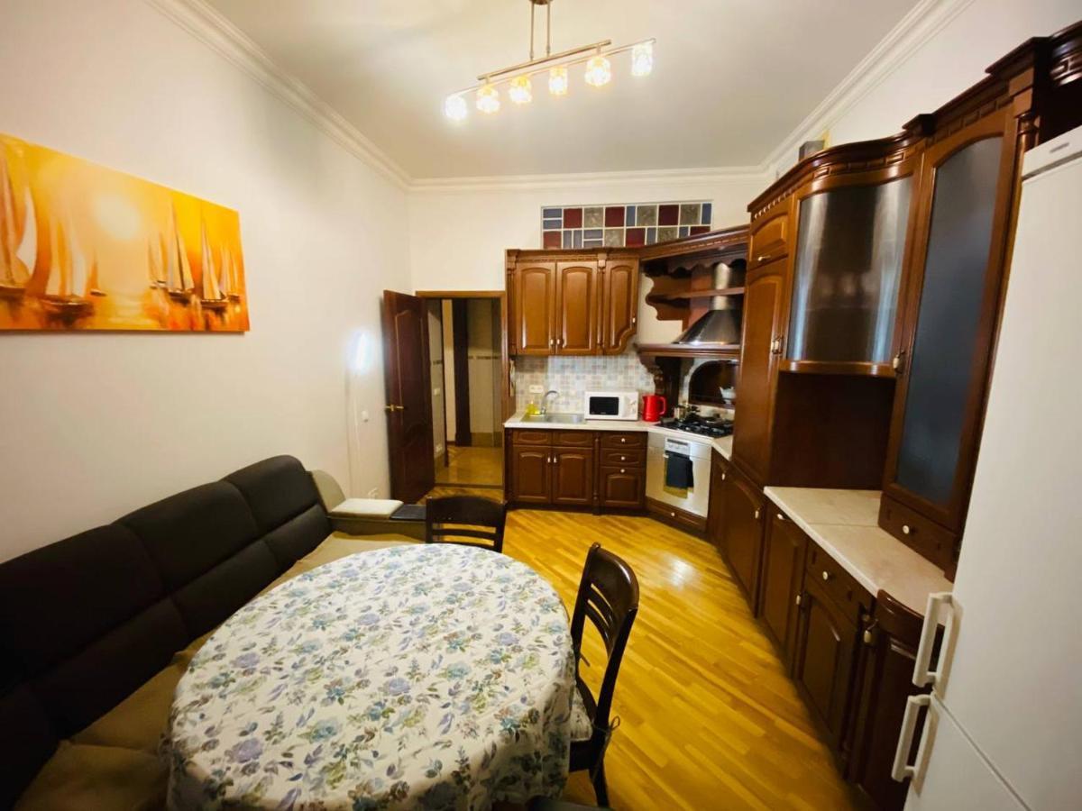 Real Home Apartments In Kiev Center Esterno foto